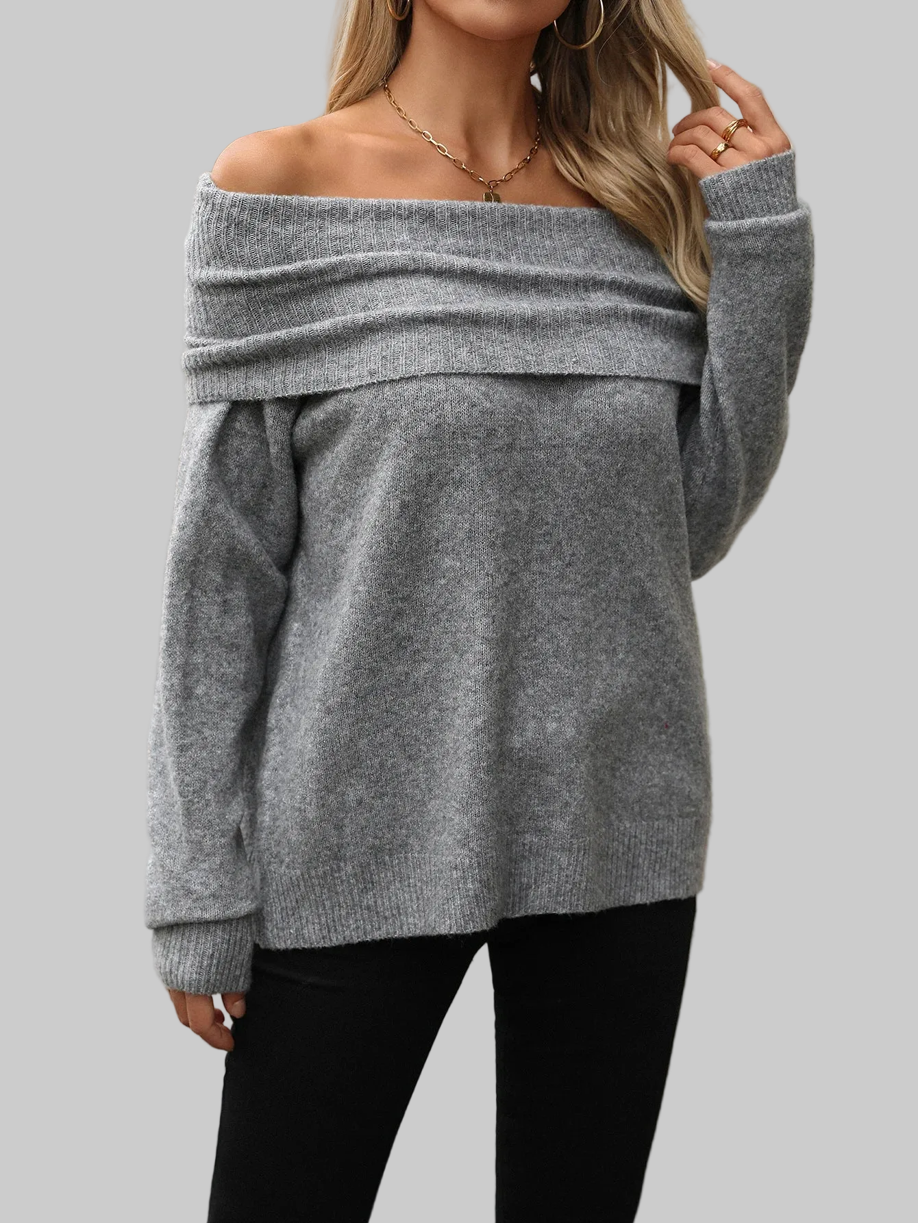 SWEATERS & CARDIGANS